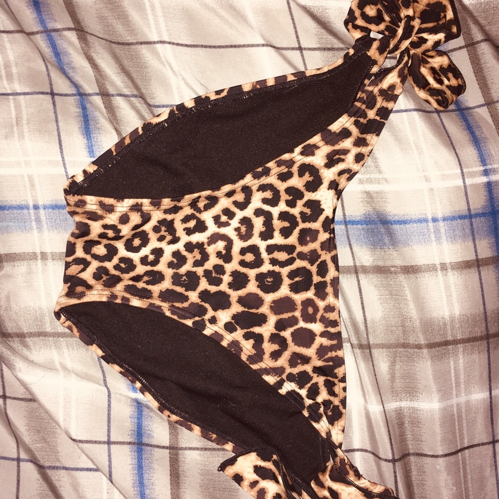 Bikini bottoms cheetah